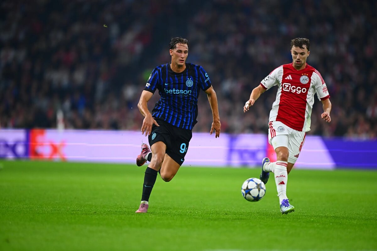 Preview Пио Эспозито покорил сердца болельщиков в дебютном матче Лиги чемпионов