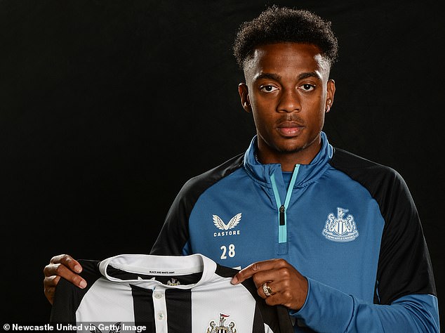 Preview Джо Уиллок остался без бензина на своем £200k Porsche: «Иначе мне придется толкать его»